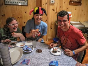 Kids Eating Allergy Friendly Foods At Camp Blue Spruce