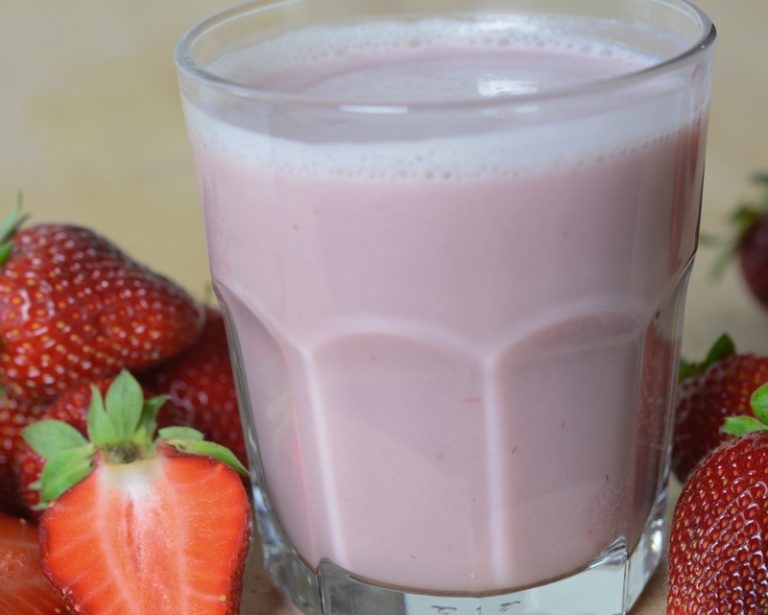 Dairy Free Strawberry Milk Recipe|Allergy Friendly Strawberry Milk